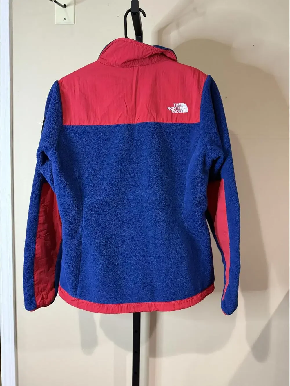 The North Face Women's Fleece Jacket Blue and Red RU 14 Denali
